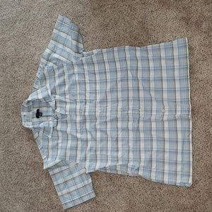 Van Heusen button-down shirt size M